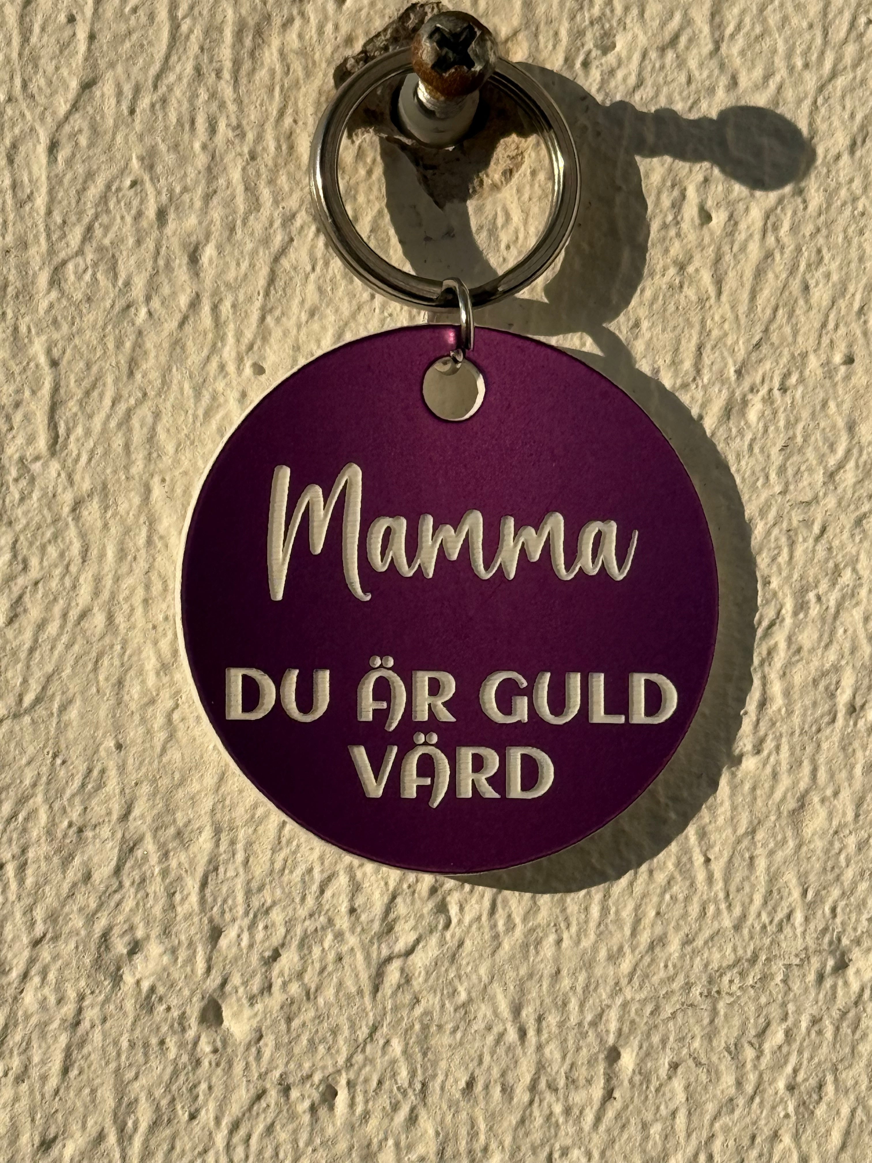 Nyckelring | Mamma du är guld värd (Lila)