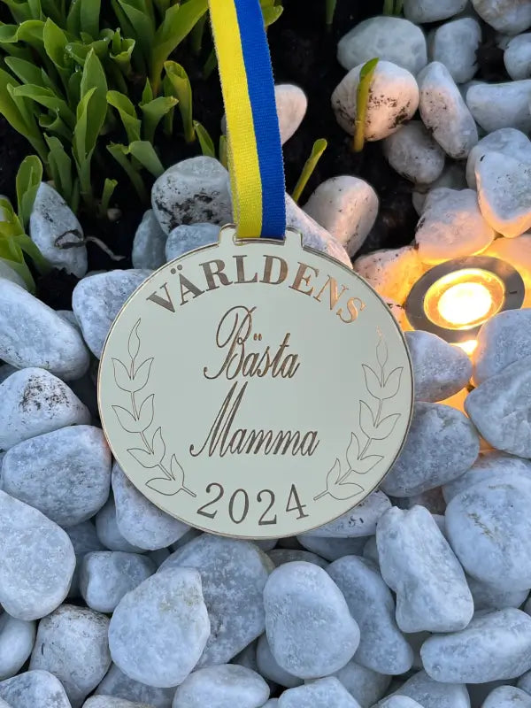 Medalj världens bästa mamma - DinMedalj