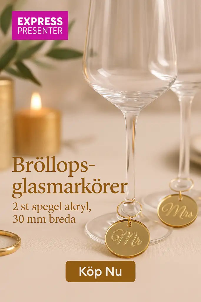 Två eleganta vinglas med guldkantade Glasmarkörer bröllop 2st by Expresspresenter.se, graverade med "Mr", står på en beige yta. Svensk text beskriver produkten och på en guldfärgad knapp står det "Köp Nu".